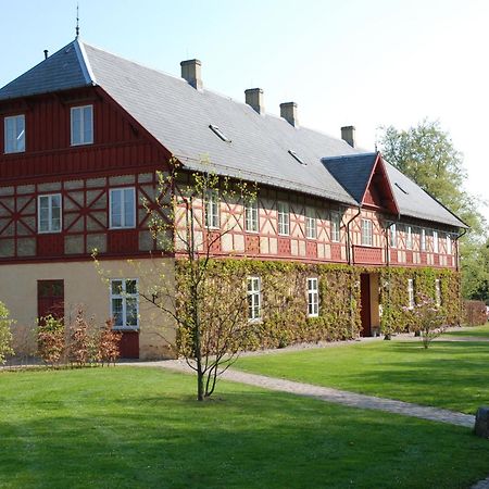 Bernstorff Castle Hotel Гентофте Экстерьер фото
